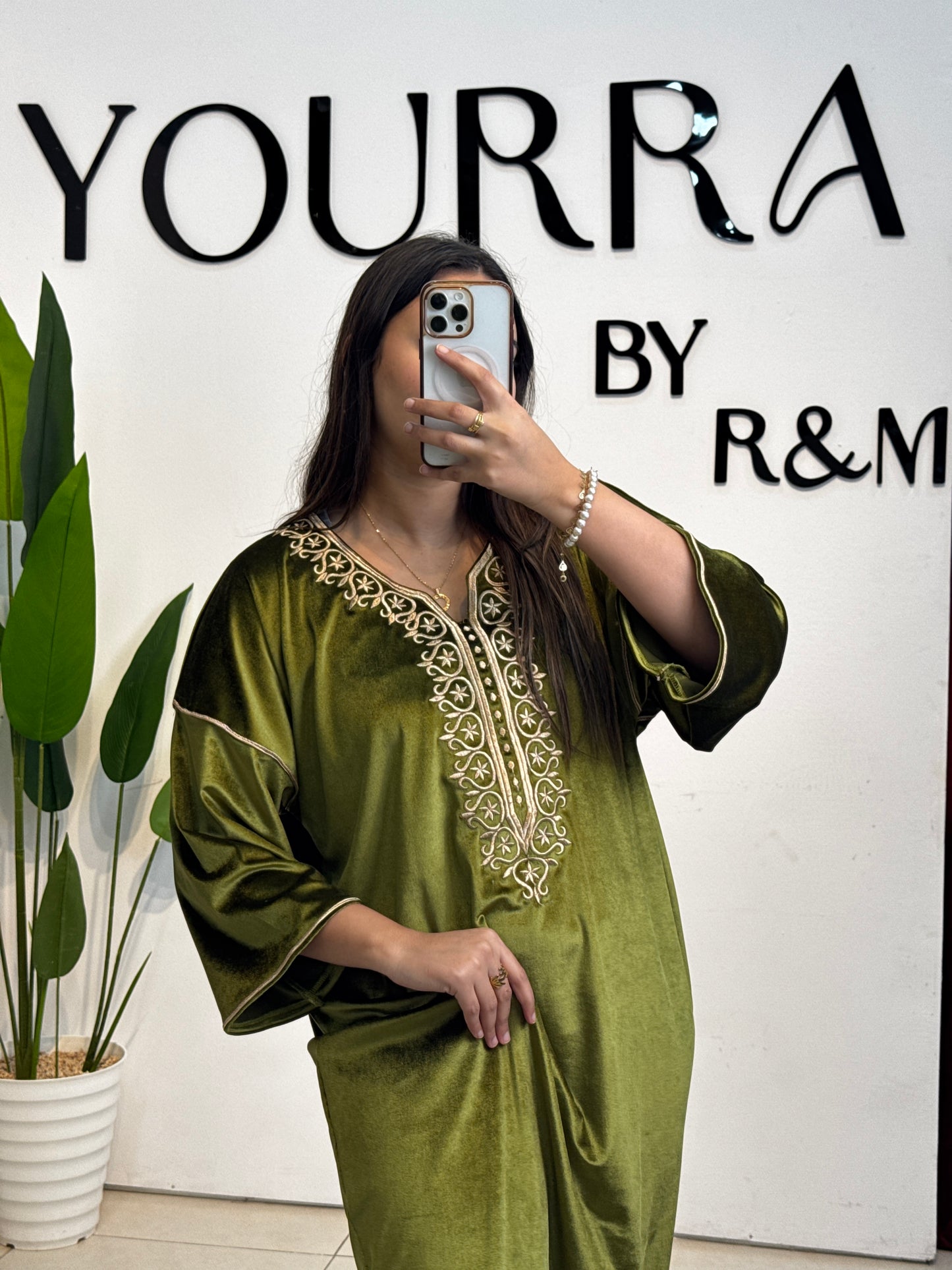 جبة قطيفة نجمة