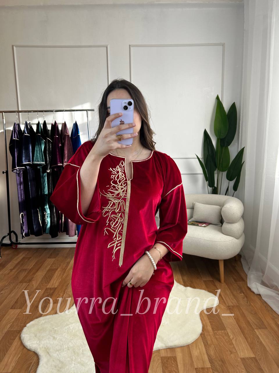 جبة قطيفة خط عربي