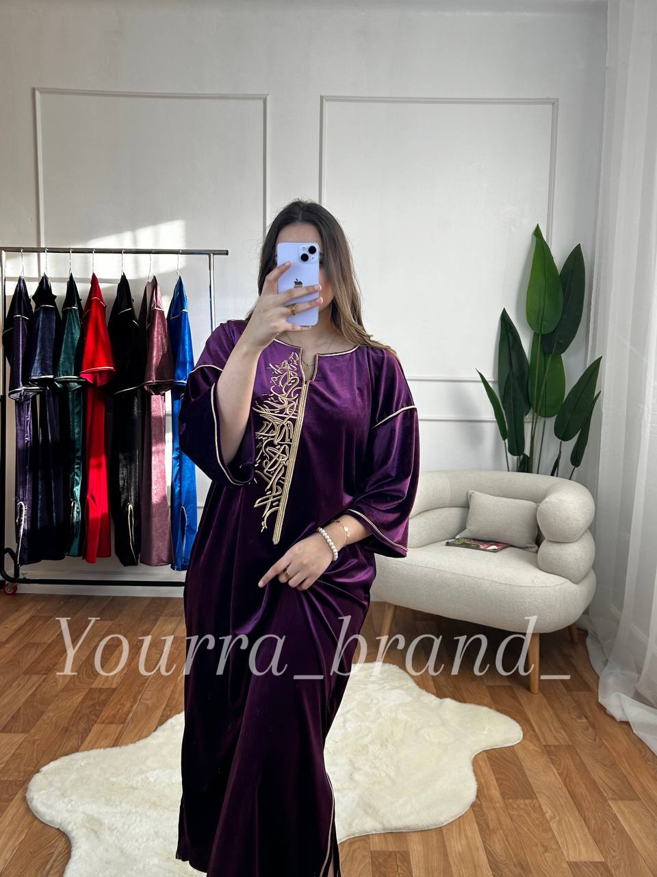 جبة قطيفة خط عربي