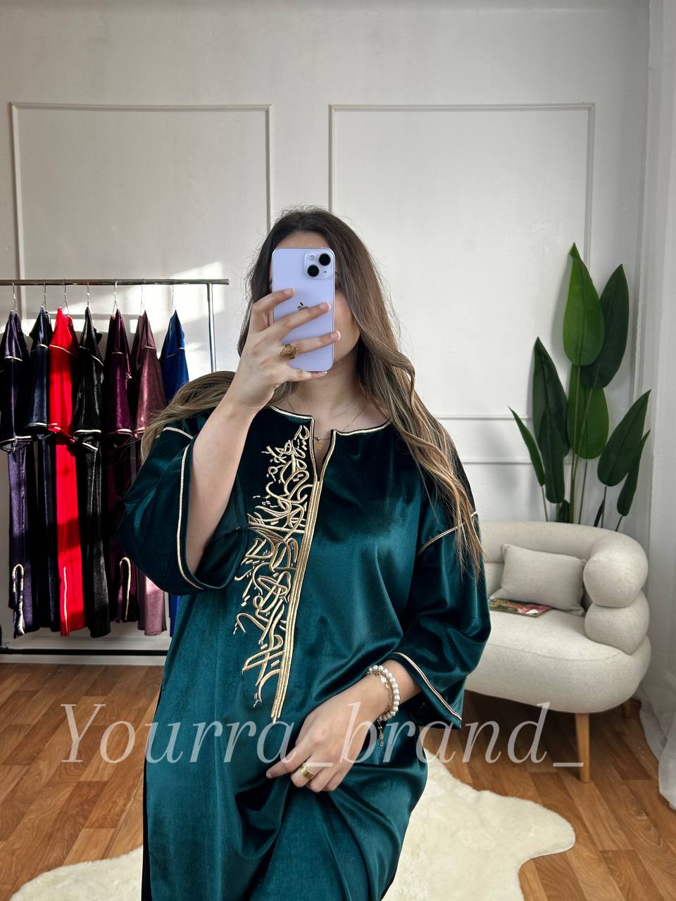 جبة قطيفة خط عربي