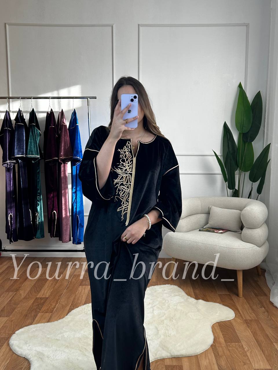 جبة قطيفة خط عربي