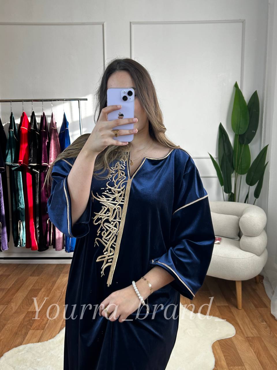 جبة قطيفة خط عربي